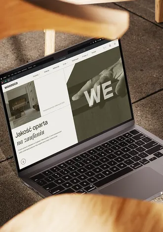 Woodeco website logo laptop